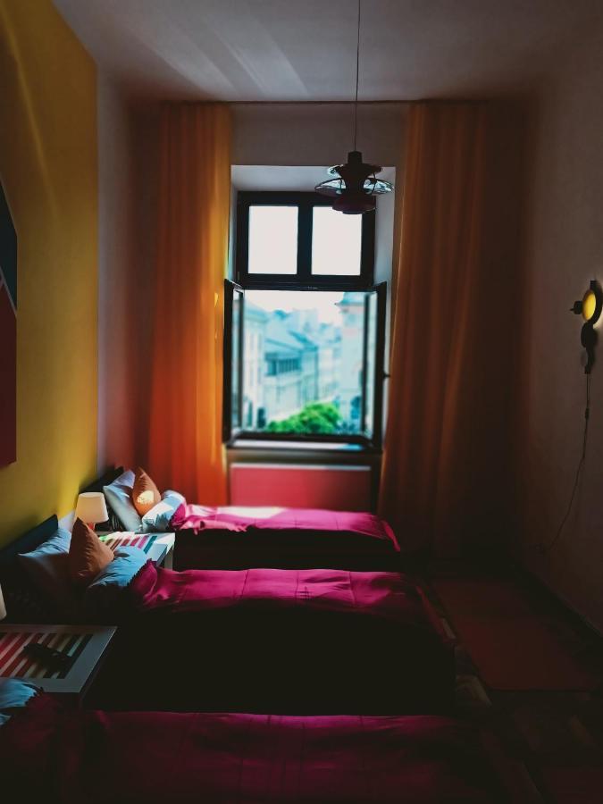 View To The Cracow Basic Apartment Krakow Luaran gambar